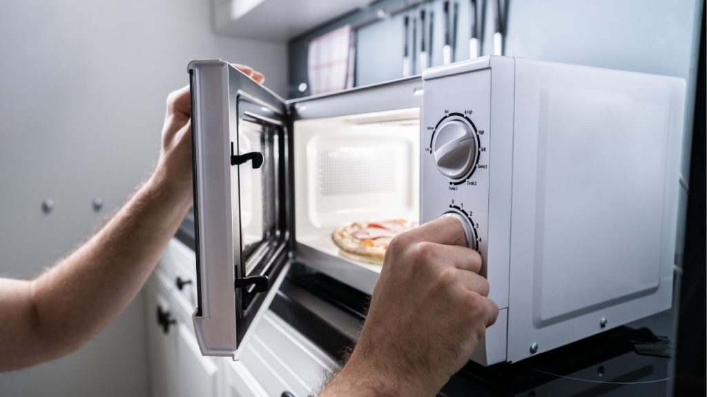 How to Turn off Auto Fan on Microwave