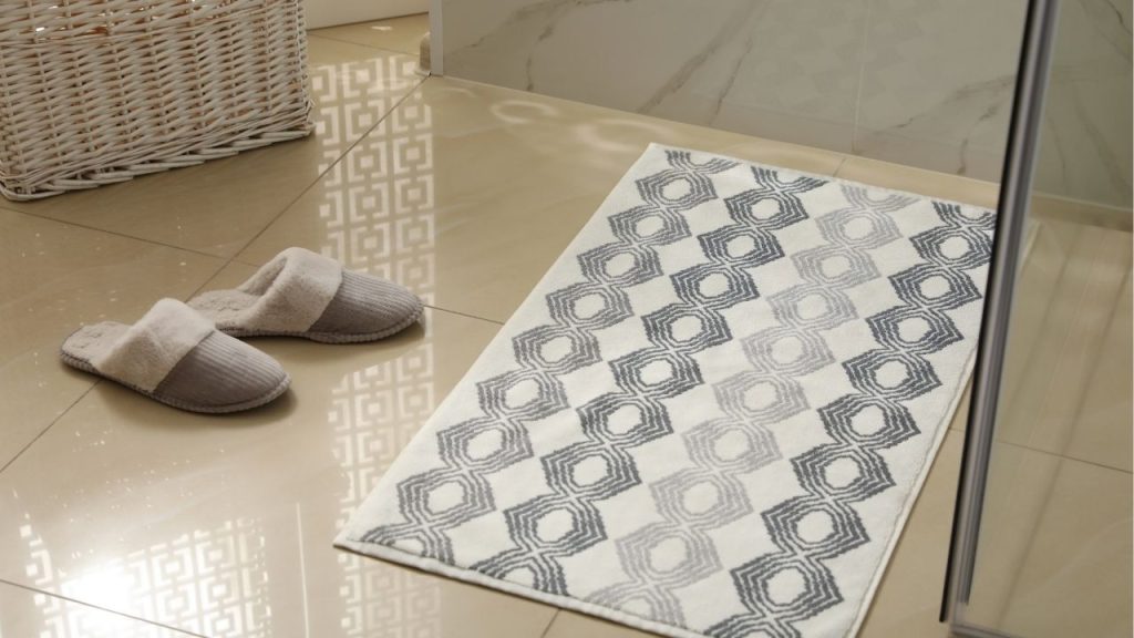 How to Wash Bath Mats in Washing Machine