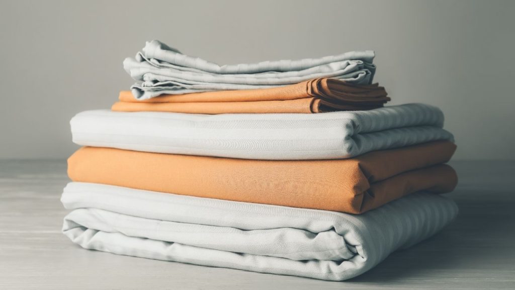 How to Wash Bed Sheets in Washing Machine