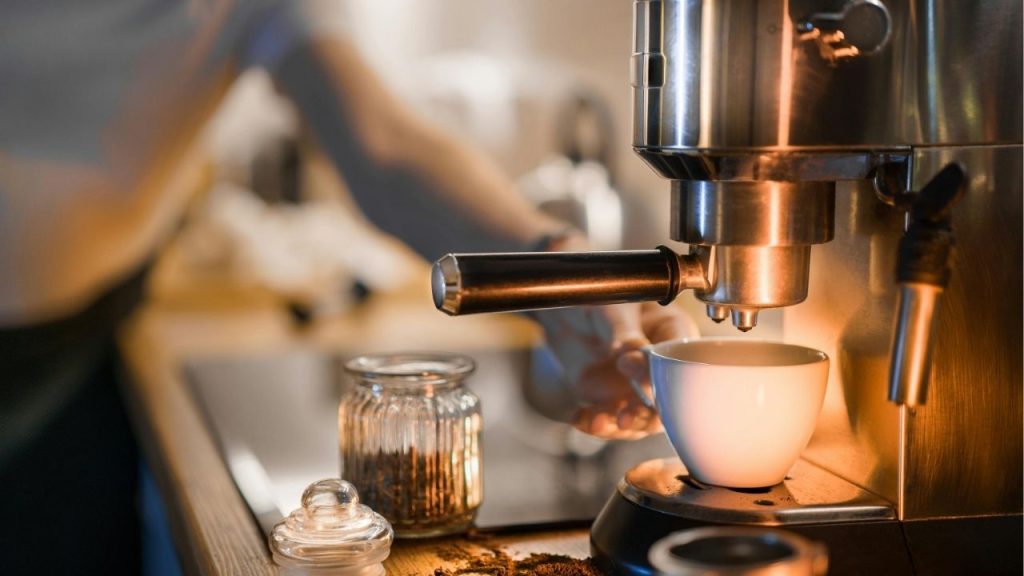 How to Wash a Coffee Maker