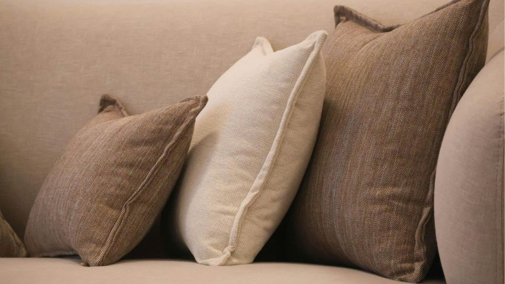 How to Wash Couch Cushions in Washing Machine