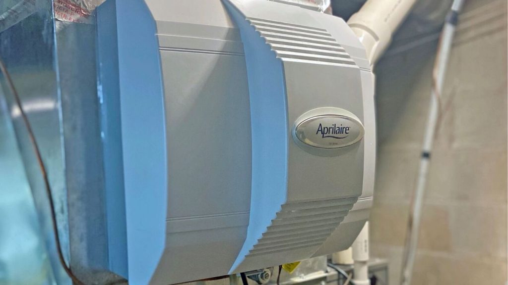 How to Set a Furnace Humidifier