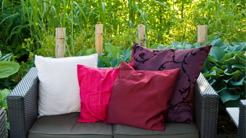How to Wash Outdoor Cushions in Washing Machine
