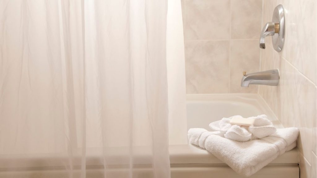 How to Wash a Plastic Shower Curtain in Washing Machine
