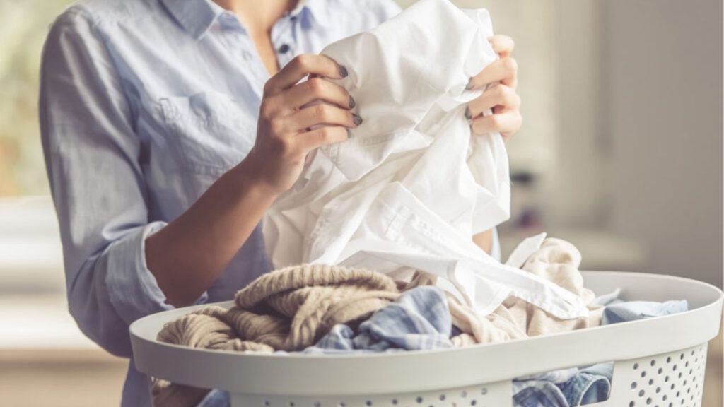 How to Sanitize Clothes in Washing Machine