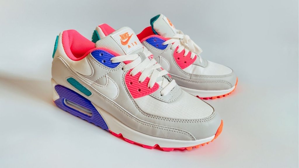 How to Wash Trainers in the Washing Machine