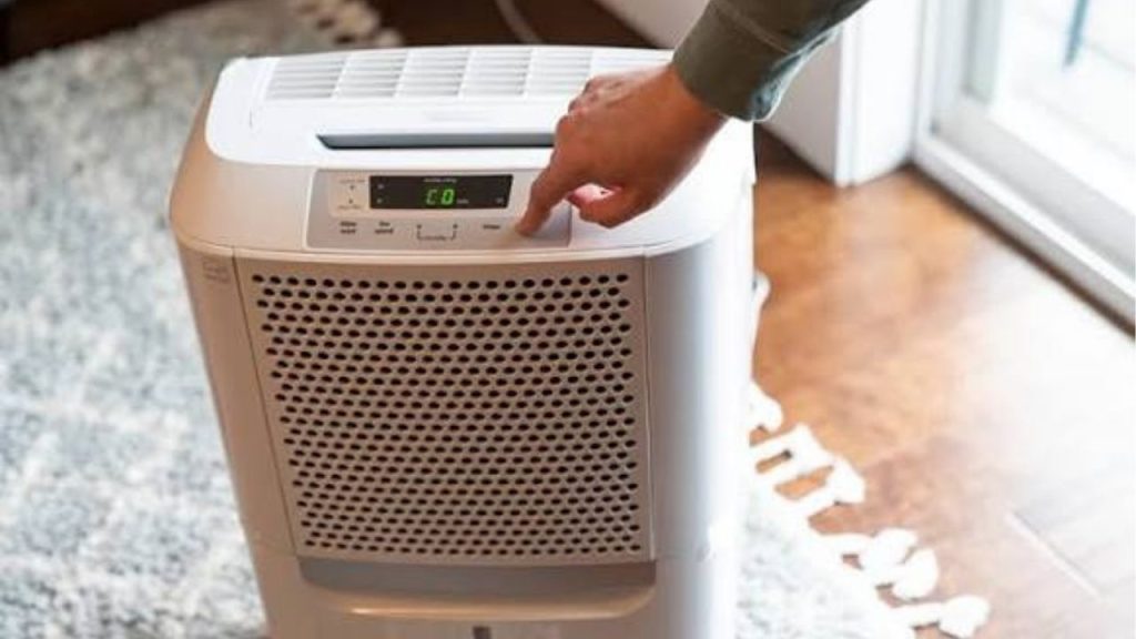 How to Properly Use a Dehumidifier