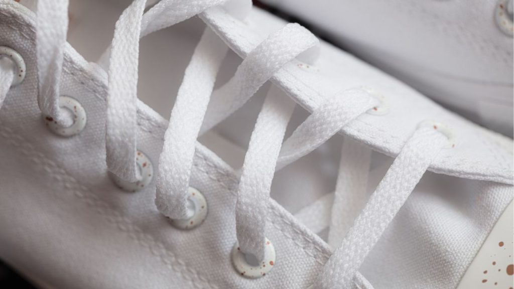 How to Wash White Converse in Washing Machine