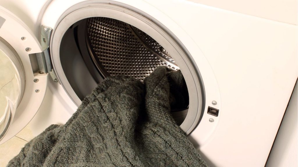 How to Wash Sweaters in Washing Machine
